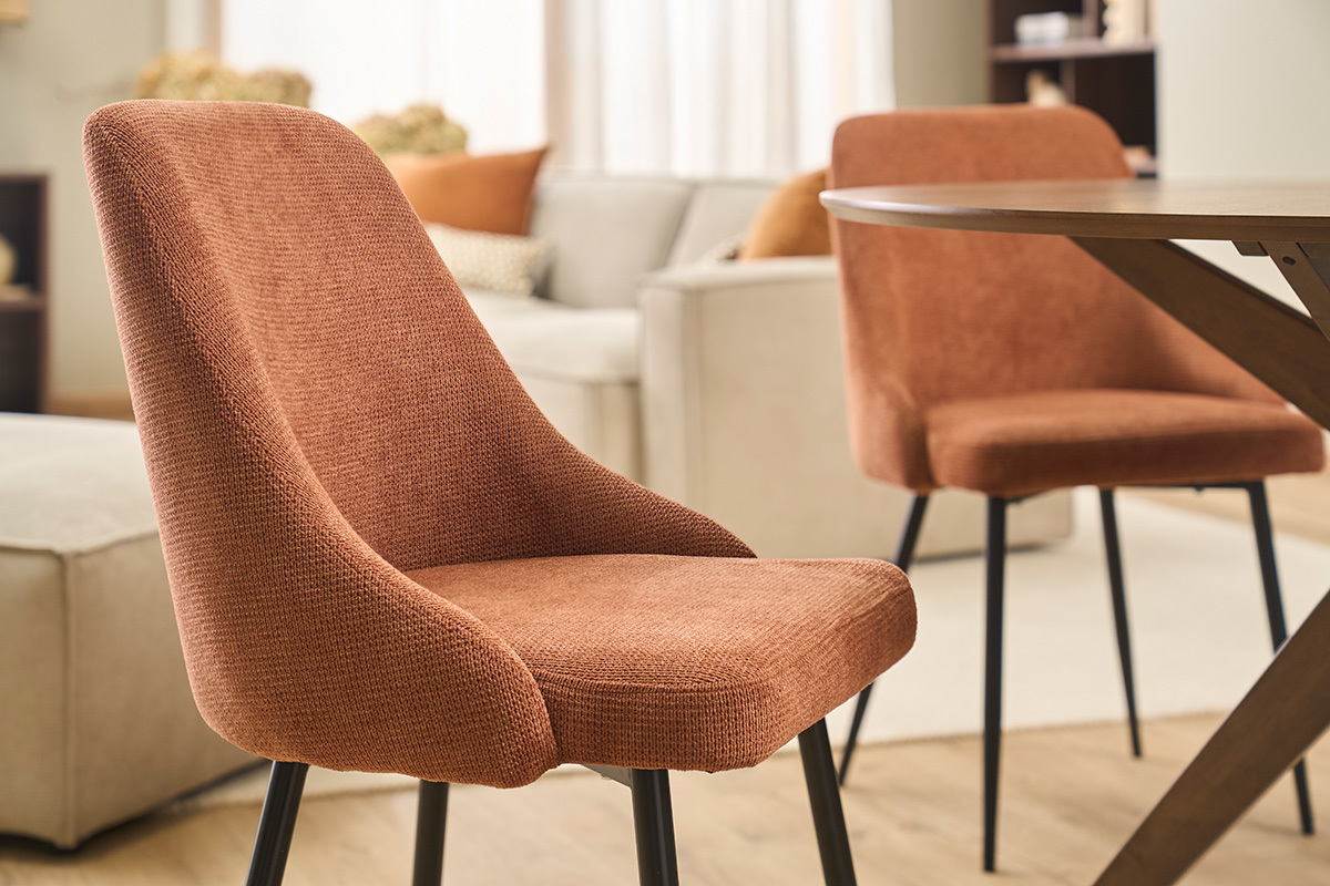 St�hle in verbrannter Erde texturiertem Samteffekt und schwarzem Metall (2er Set) HASTA