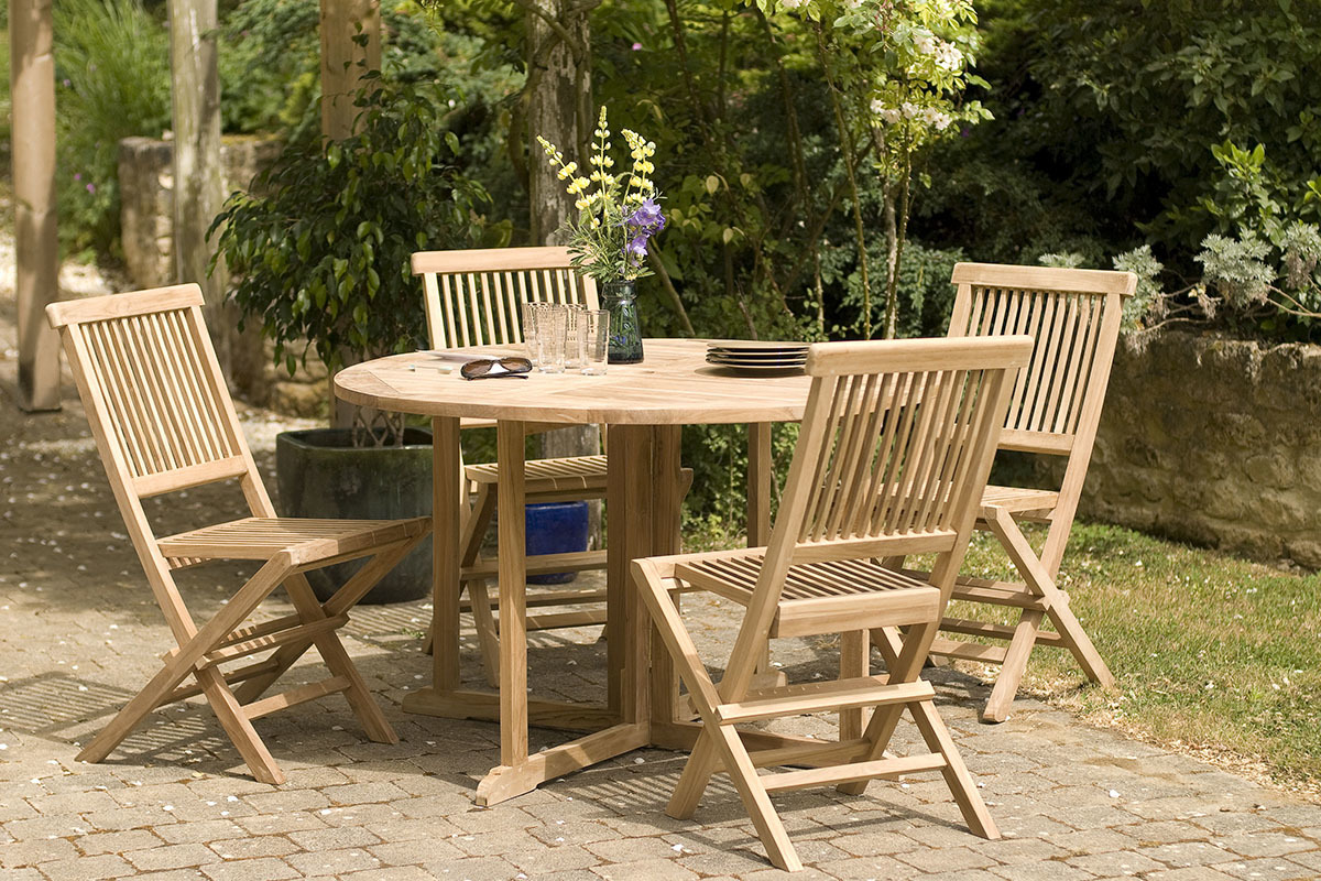 Teak Garten-Ensemble und 4 Sthle SABA