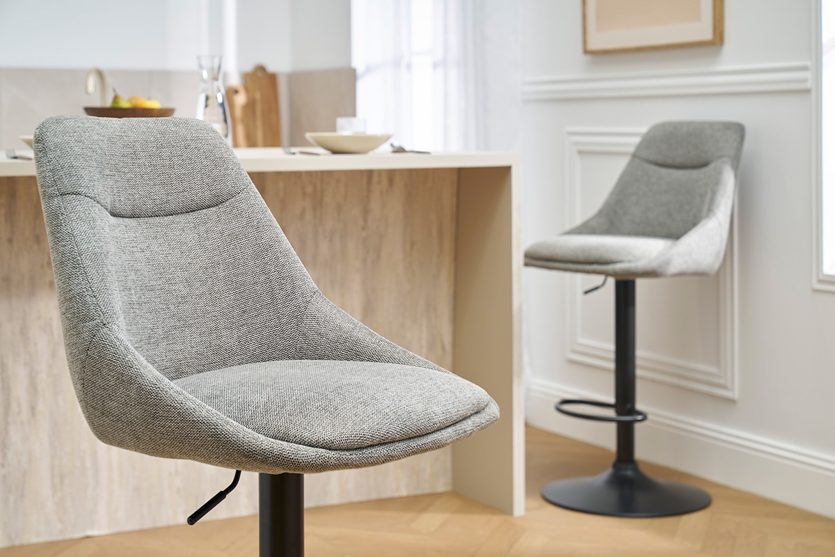 Verstellbare Barhocker mit 360� Drehfunktion aus texturiertem grauem Samtstoff und Metall (2er-Set) ALESS