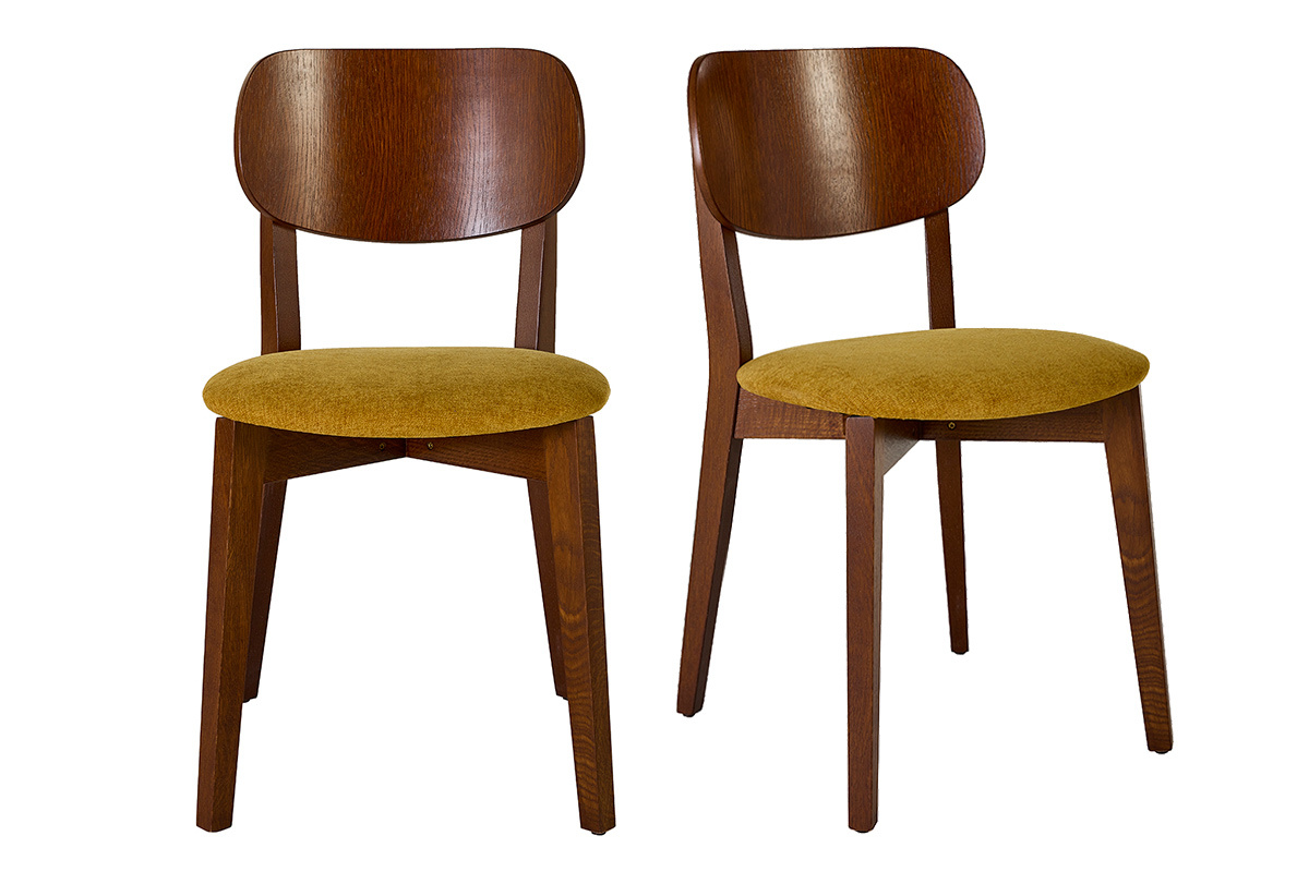 2er-Set Vintage-St�hle aus dunklem Eichenholz und senfgelbem Samtstoff, Frontansicht.