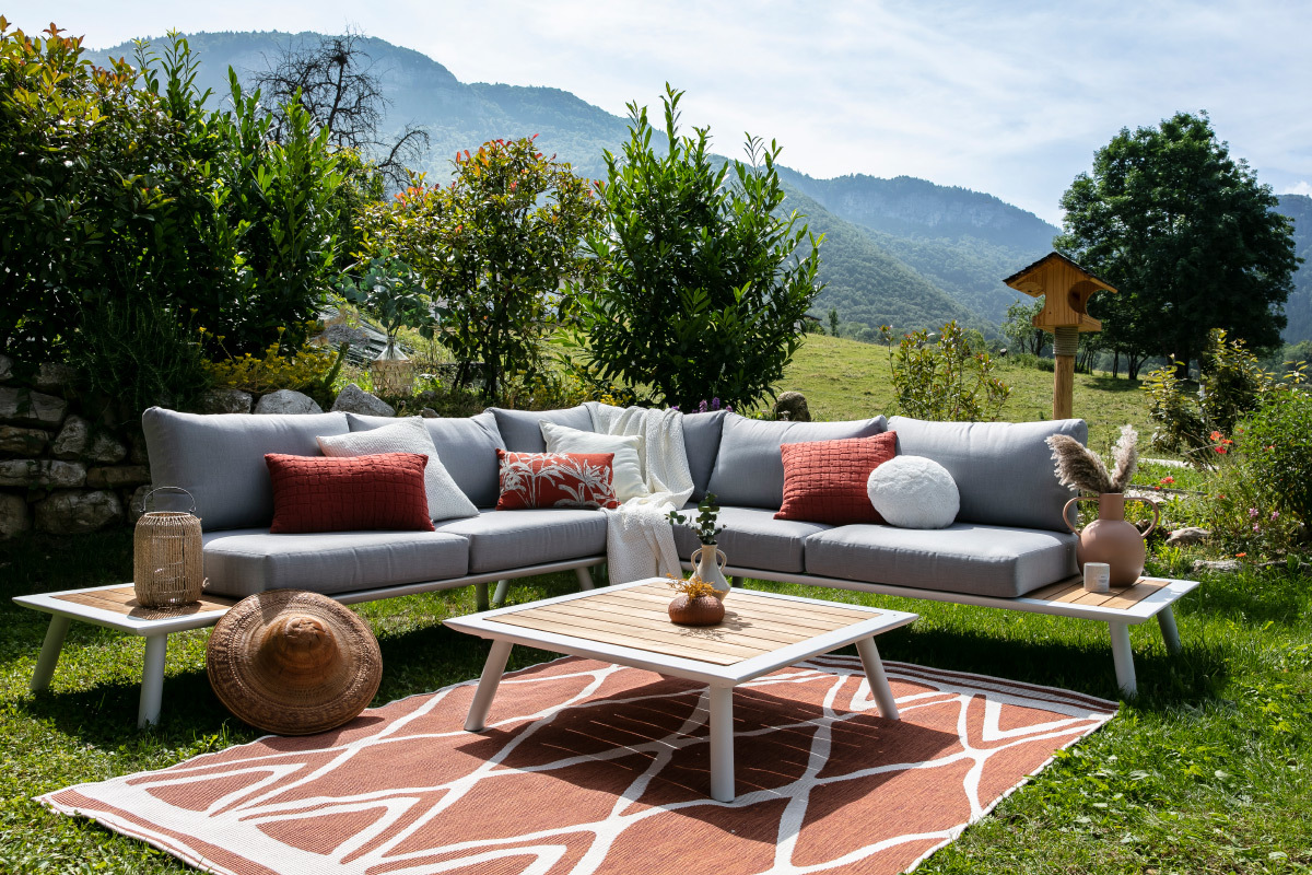 Wendeteppich fr Innen und auen Terrakotta und wei 160 x 230 cm ROCCA