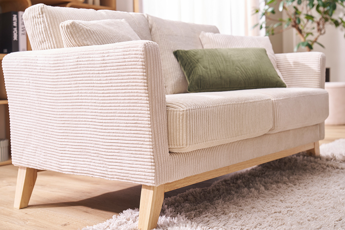 Zweisitzer skandinavisches Sofa mit abnehmbarem Bezug aus samtigem Rippstoff und hellem Holz OSLO